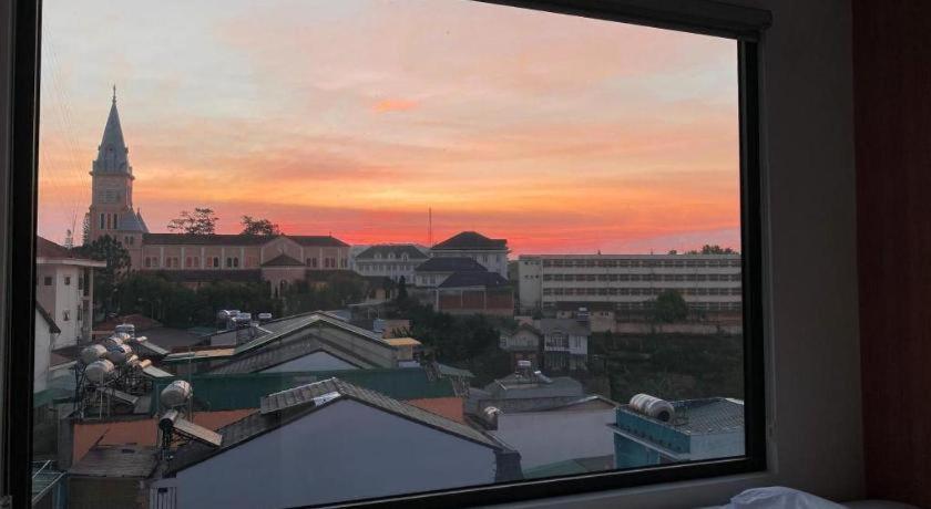 Yukkuri Boutique Hotel Dalat Dış mekan fotoğraf